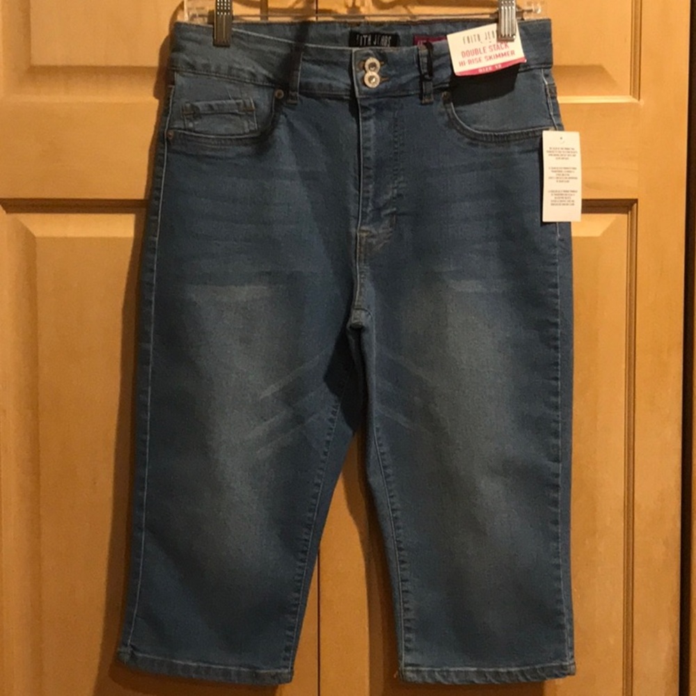 New Faith Jeans Capris